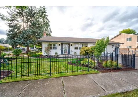 2601 Walker Road NE Salem OR 97305