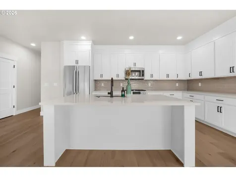 1190 SE Bugle Avenue Warrenton OR 97146