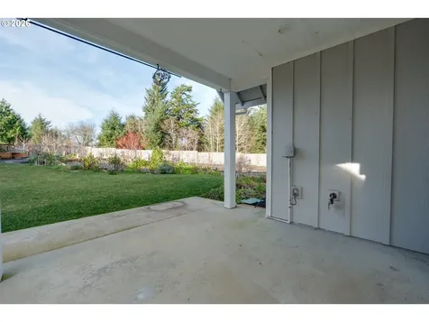 1190 SE Bugle Avenue Warrenton OR 97146