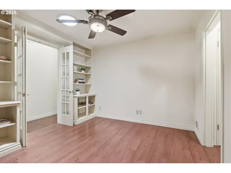 6010 S Corbett Avenue Portland OR 97239