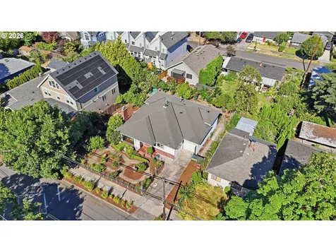6010 S Corbett Avenue Portland OR 97239