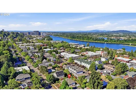 6010 S Corbett Avenue Portland OR 97239