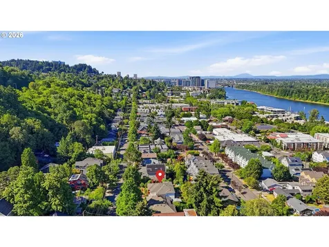 6010 S Corbett Avenue Portland OR 97239