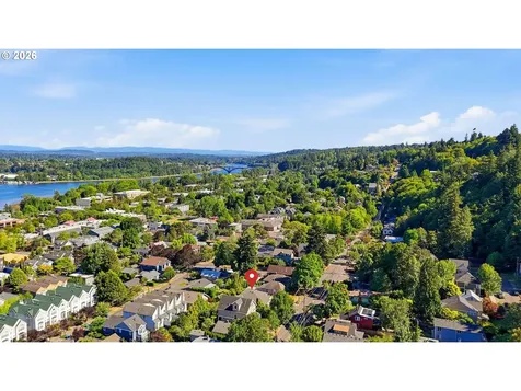 6010 S Corbett Avenue Portland OR 97239