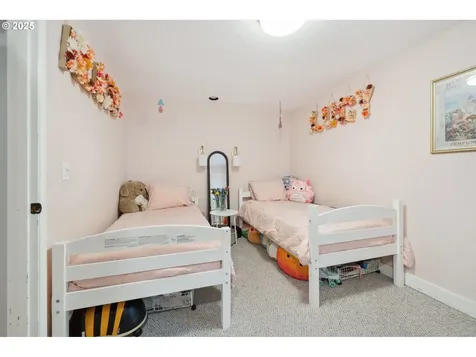 10185 SW Riverwood Lane Portland OR 97224