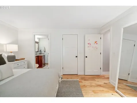 10185 SW Riverwood Lane Portland OR 97224