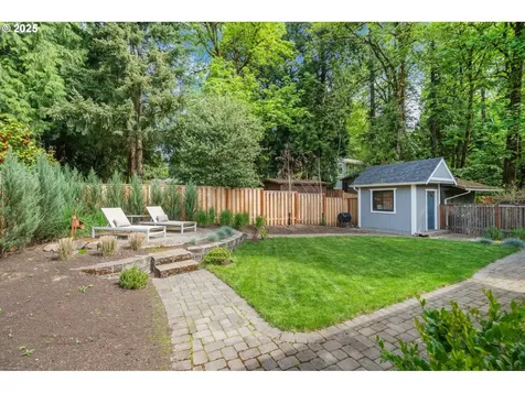 10185 SW Riverwood Lane Portland OR 97224