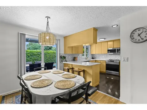 9008 NE 11th Street Vancouver WA 98664