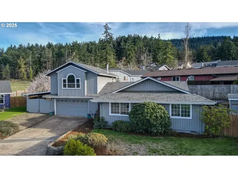 327 S 72nd Street Springfield OR 97478