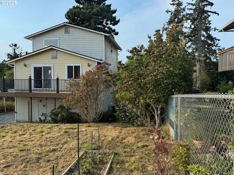 616 Pacific Avenue Brookings OR 97415
