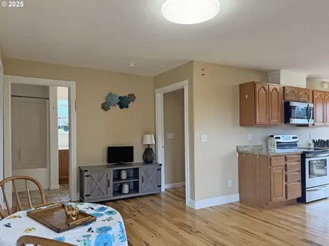 616 Pacific Avenue Brookings OR 97415