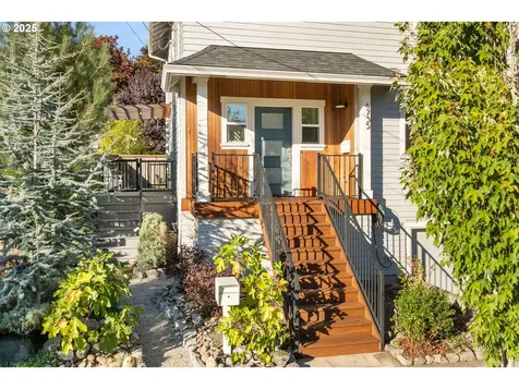 4735 SE Bush Street Portland OR 97206