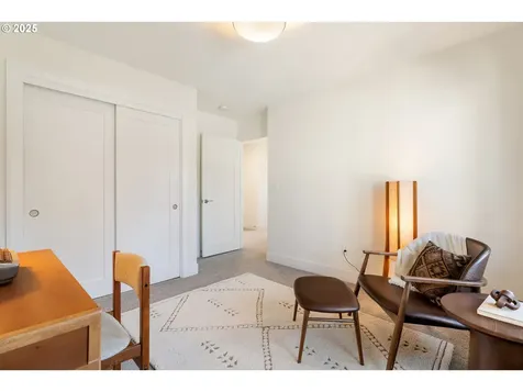 4735 SE Bush Street Portland OR 97206