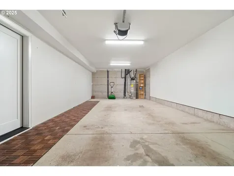 4735 SE Bush Street Portland OR 97206