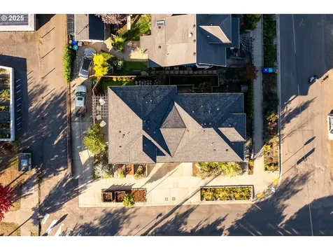 4735 SE Bush Street Portland OR 97206