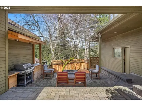 3405 Riverknoll Way West Linn OR 97068