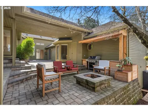 3405 Riverknoll Way West Linn OR 97068