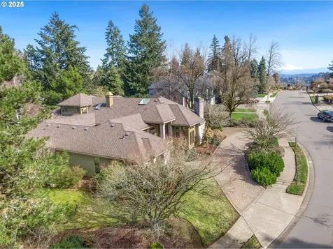 3405 Riverknoll Way West Linn OR 97068