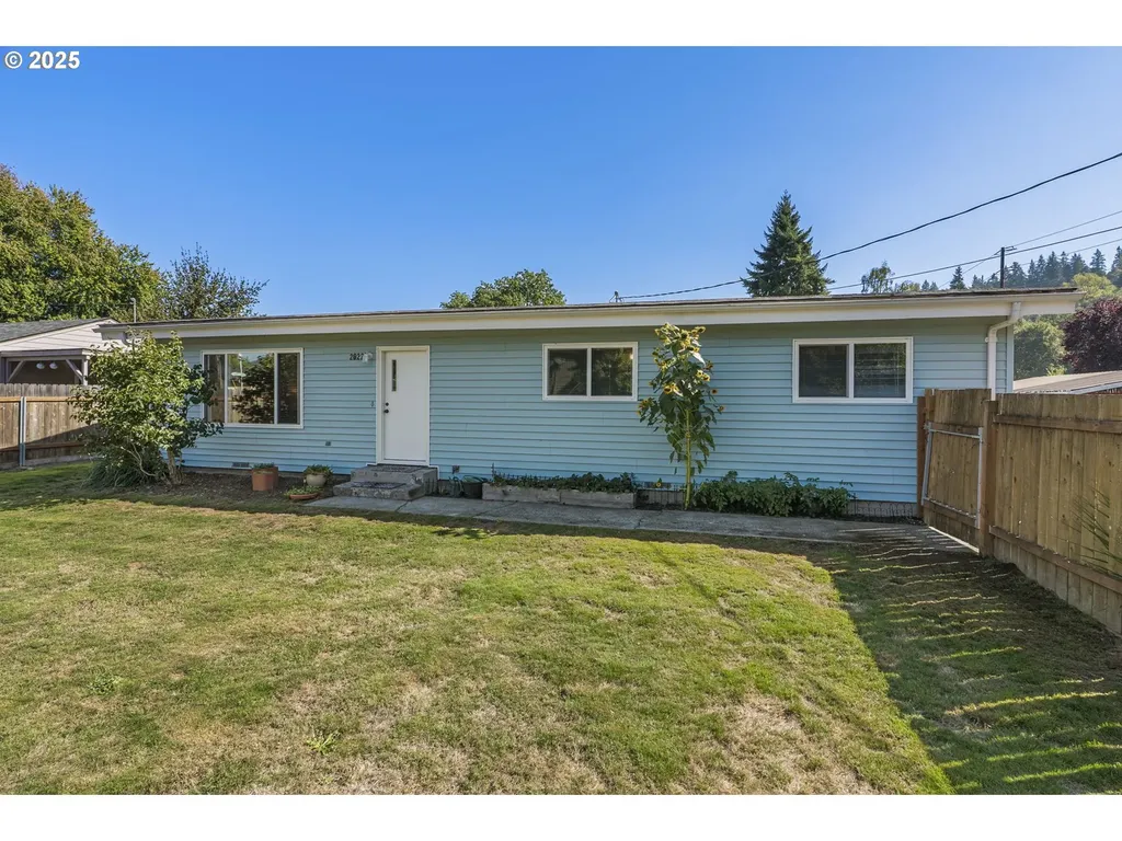 2022 42nd Avenue Longview WA 98632