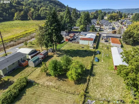 2022 42nd Avenue Longview WA 98632