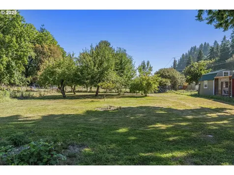 2022 42nd Avenue Longview WA 98632