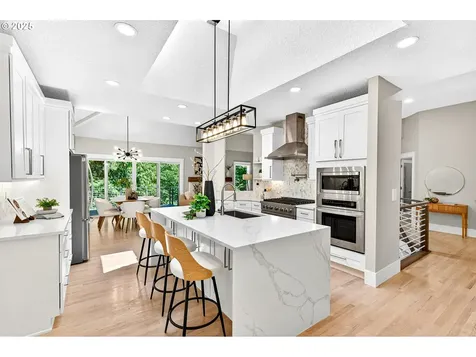 6130 Caufield Street West Linn OR 97068
