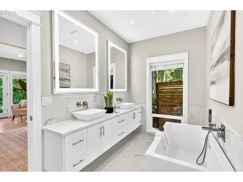 6130 Caufield Street West Linn OR 97068