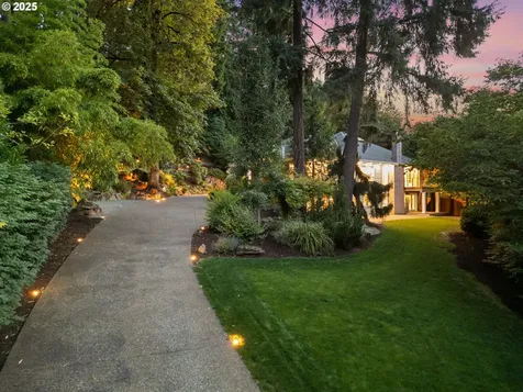 6130 Caufield Street West Linn OR 97068