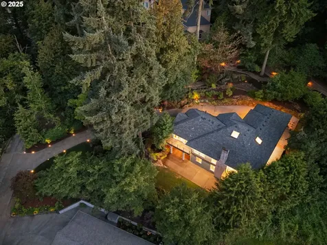 6130 Caufield Street West Linn OR 97068