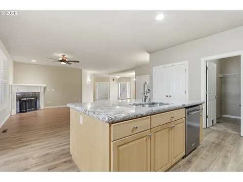 1803 E Gaither Avenue La Center WA 98629