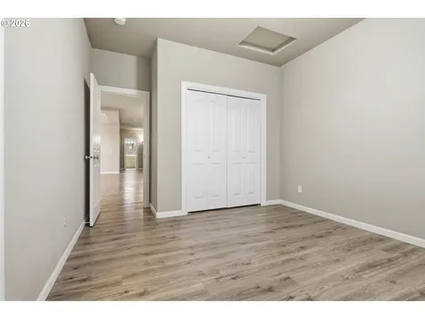 1803 E Gaither Avenue La Center WA 98629