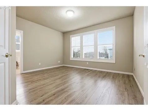 1803 E Gaither Avenue La Center WA 98629