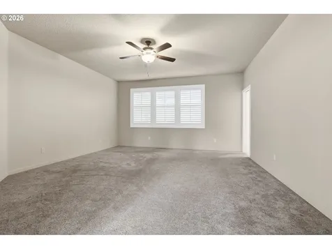 1803 E Gaither Avenue La Center WA 98629