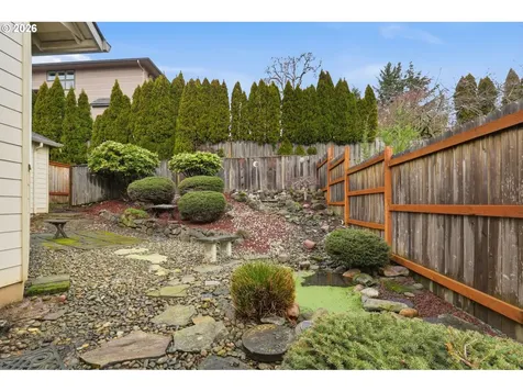 1803 E Gaither Avenue La Center WA 98629