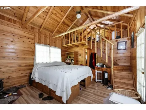 2128 Starveout Creek Road Azalea OR 97410