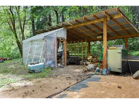 2128 Starveout Creek Road Azalea OR 97410