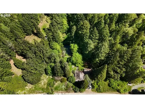 2128 Starveout Creek Road Azalea OR 97410