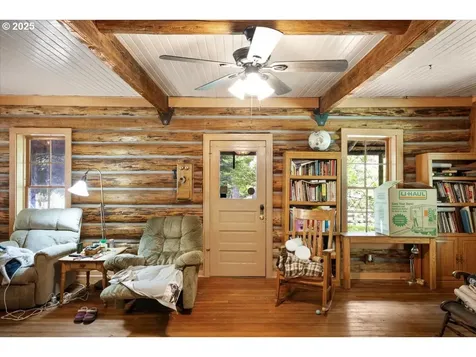 2128 Starveout Creek Road Azalea OR 97410