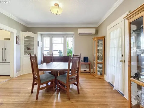 1019 23rd Avenue Longview WA 98632