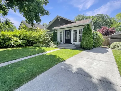 1019 23rd Avenue Longview WA 98632