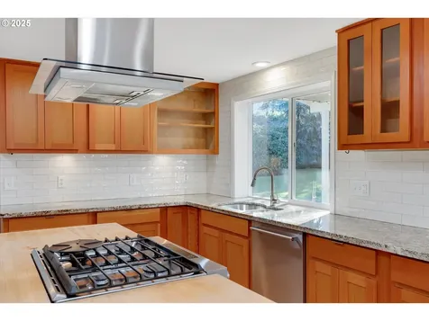 156 Ogden Drive Oregon City OR 97045