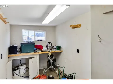 156 Ogden Drive Oregon City OR 97045