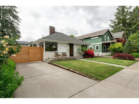1532 SE Malden Street Portland OR 97202