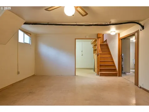6208 SE Woodstock Boulevard Portland OR 97206