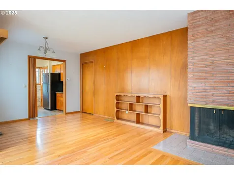 6208 SE Woodstock Boulevard Portland OR 97206