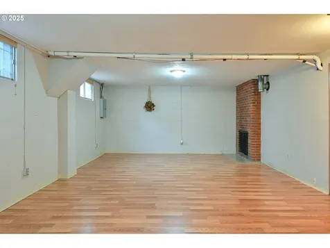 6208 SE Woodstock Boulevard Portland OR 97206