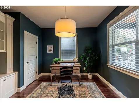 7612 SE Main Street Portland OR 97215