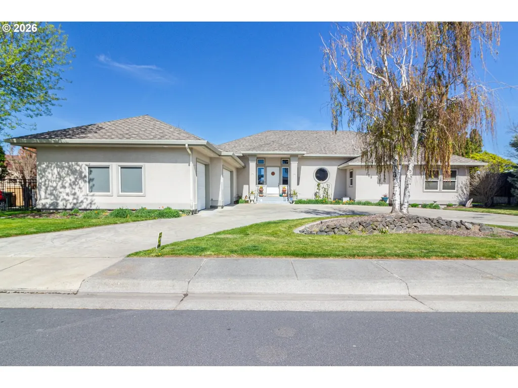 148 Rio Senda Street Umatilla OR 97882