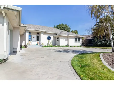 148 Rio Senda Street Umatilla OR 97882