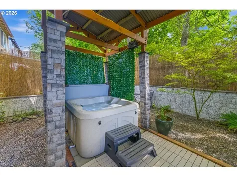 19240 SW Rosedale Court Beaverton OR 97007